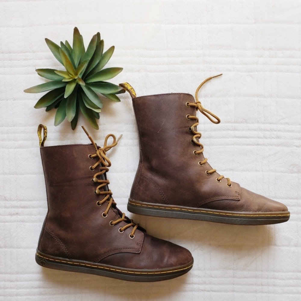 Dr. Marten Tehani boot